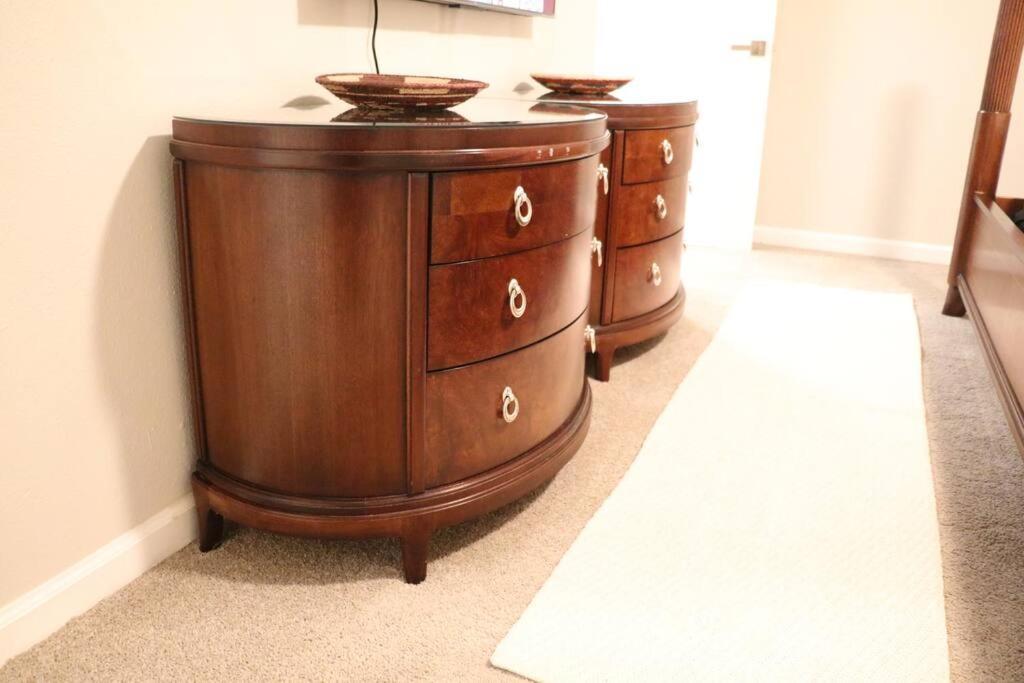 Cowboy Den-Hot Tub-Game Room-Pet Friendly-No Pet Fees! Albuquerque Exteriér fotografie