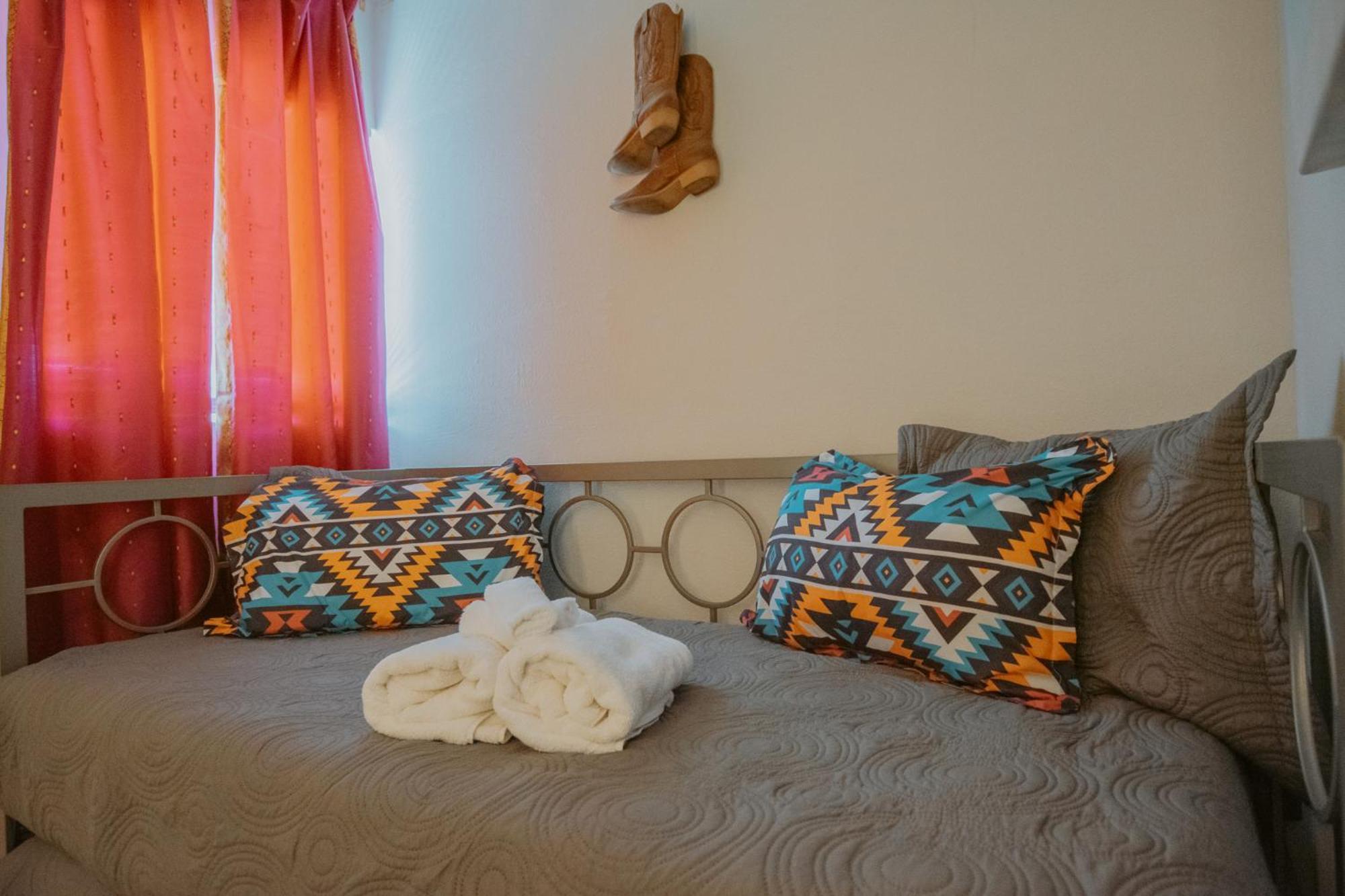 Cowboy Den-Hot Tub-Game Room-Pet Friendly-No Pet Fees! Albuquerque Exteriér fotografie