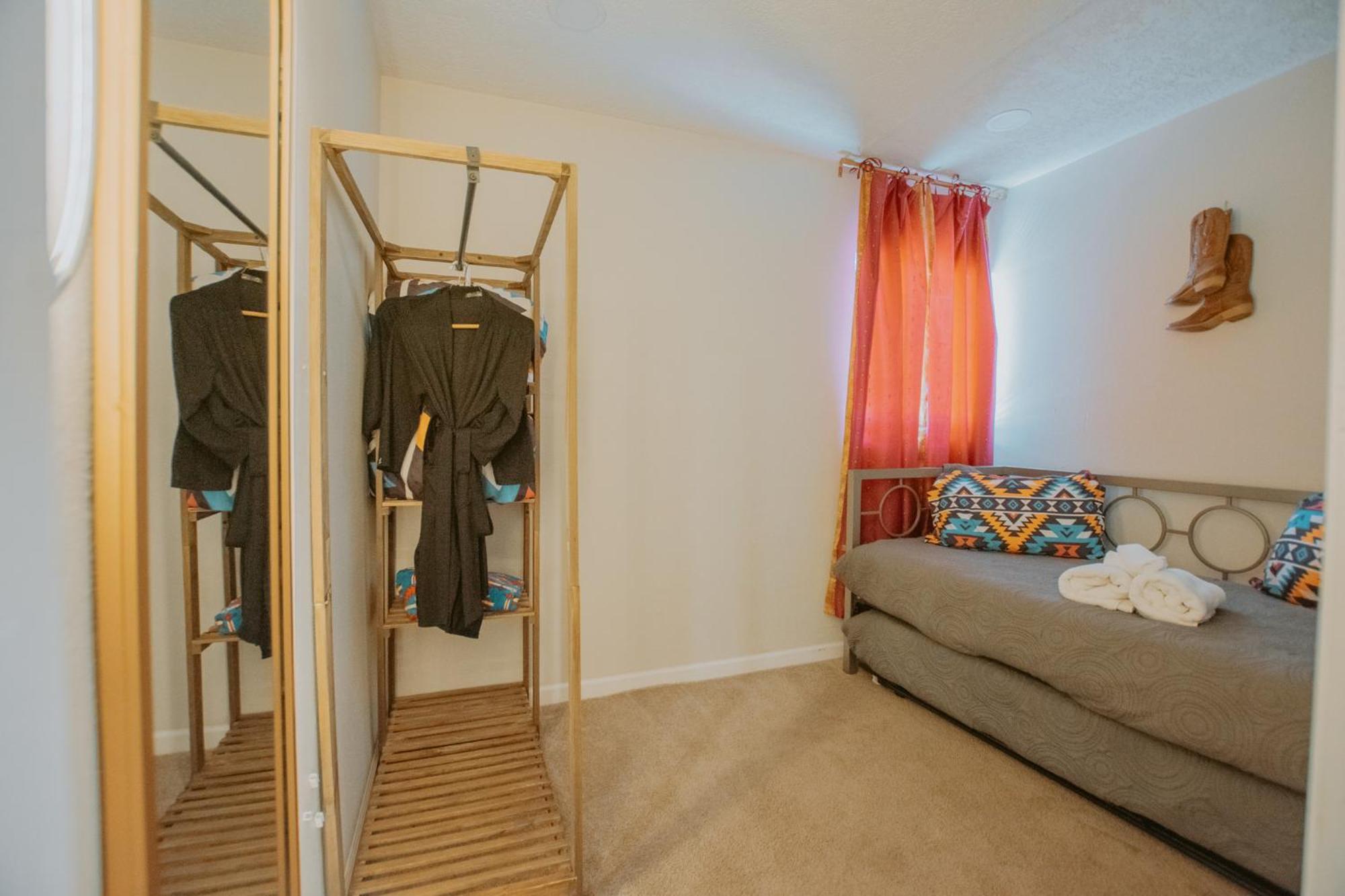 Cowboy Den-Hot Tub-Game Room-Pet Friendly-No Pet Fees! Albuquerque Exteriér fotografie